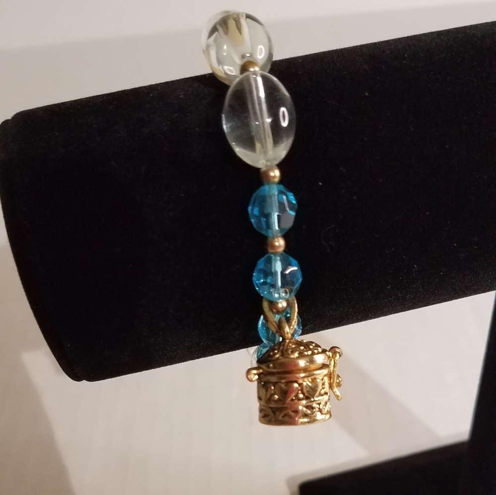 Keepsake bracelet j22